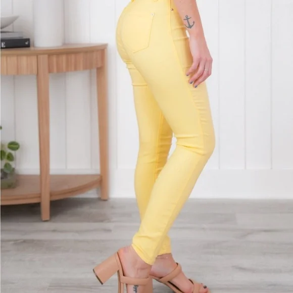 YMI Bright Yellow SUPER STRETCH Skinny Jeans XL - Picture 4 of 11